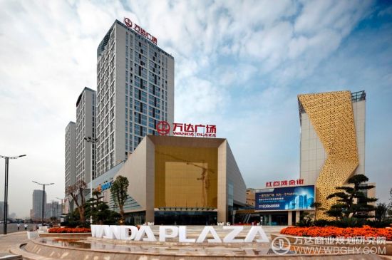 紅谷灘萬(wàn)達(dá)廣場(chǎng) 紅谷灘萬(wàn)達(dá)廣場(chǎng)